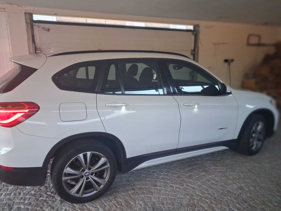 Bmw X1 2018 Xdrive 2000 cc sport line foto 2