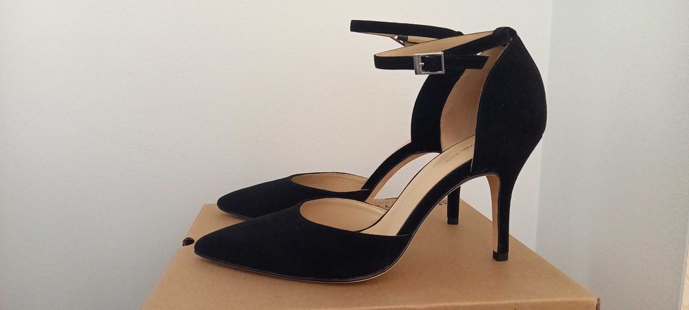 Szpilki damskie z zamszu