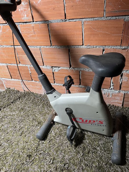 Bicicleta de ginasio