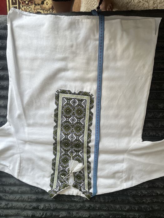 Вишита сорочка на підлітка 14 років.