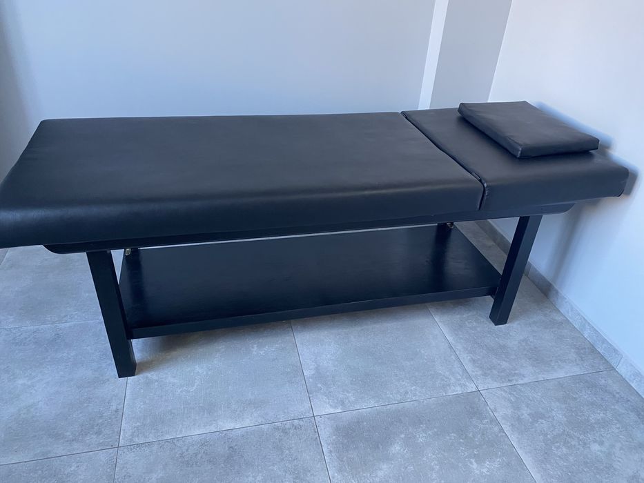 Кушетка для масажу, косметолога , нарощення вій