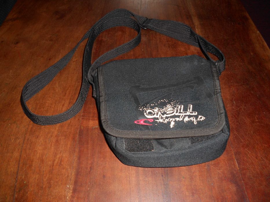 Mala bolsa tiracolo pochete O'neill Oneill