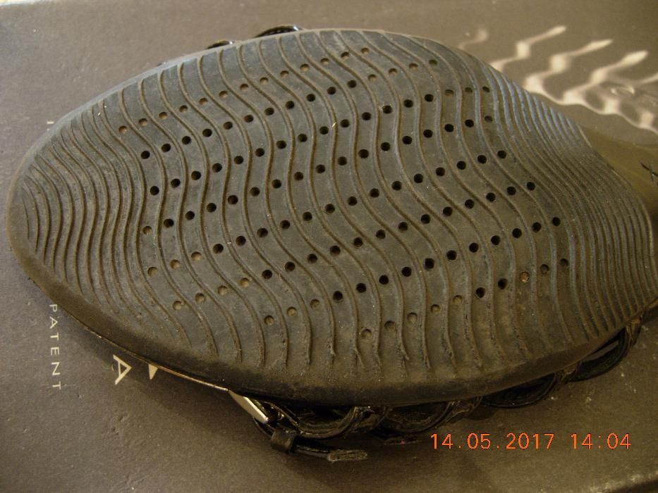 Босоножки Geox Raspira