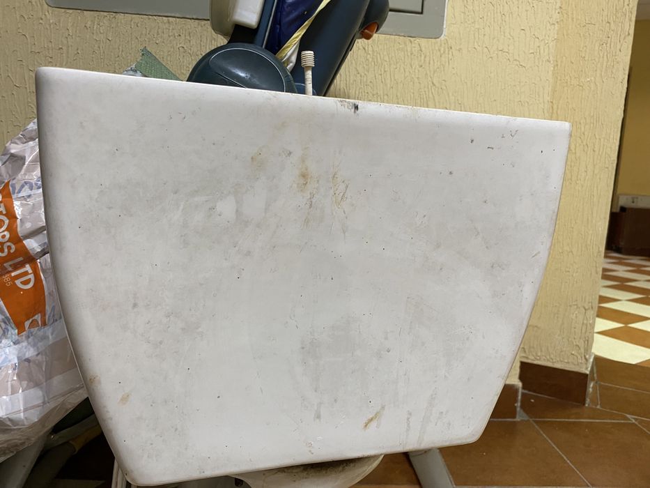 Бачок зливний для унітазу