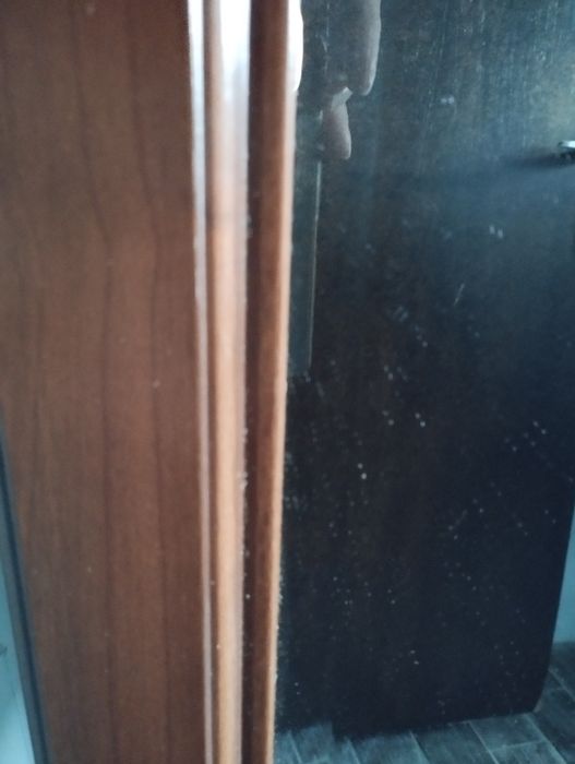 Klasyczne lustro w brązowej ramie - meble BRW