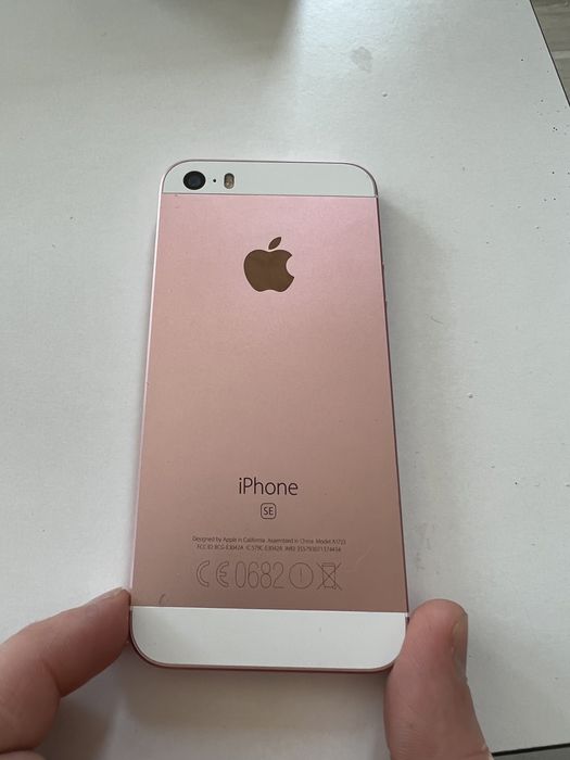 iPhone SE 2016 simlock, brak blokady iCloud