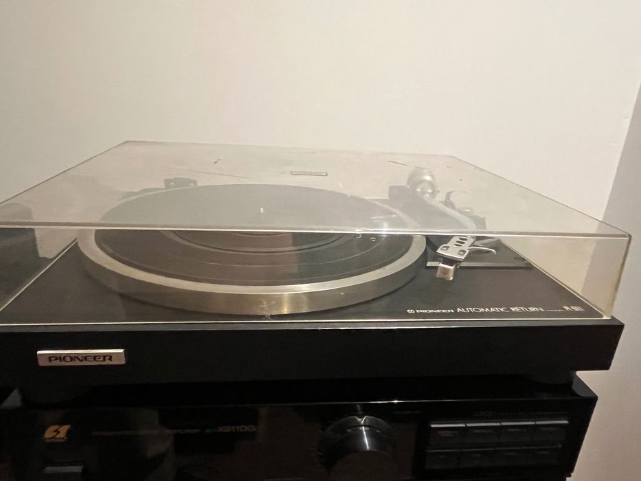 Gira discos Pioneer PL 514C