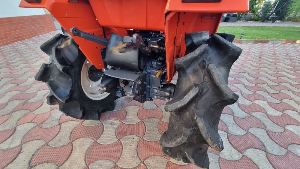 Kubota B-40 BULTRA  ASTE