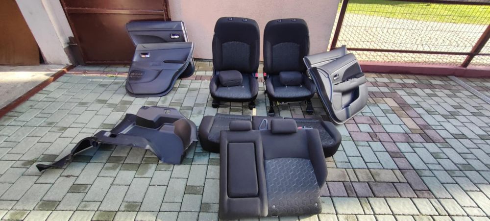 Stelaz pasażera Fotel oraz tylna kanapa Mitsubishi asx