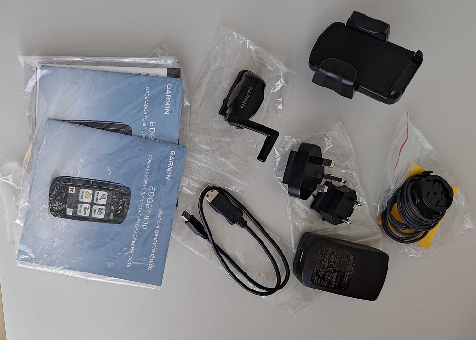 GARMIN Edge 800 com cartão de memória de 16 GB... como novo