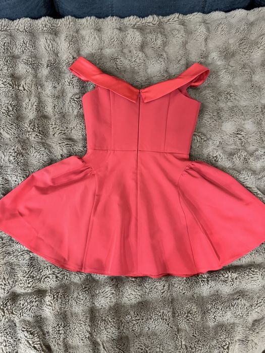 Червона сукня міні розмір М