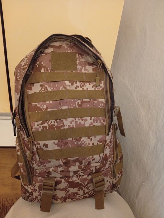 Партфел не новый но в харошом састаяние