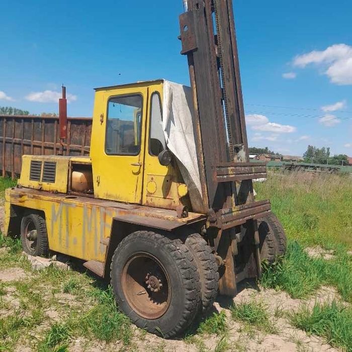 wózek widłowy LWÓW terenowy, oryginalny diesel -sprawny