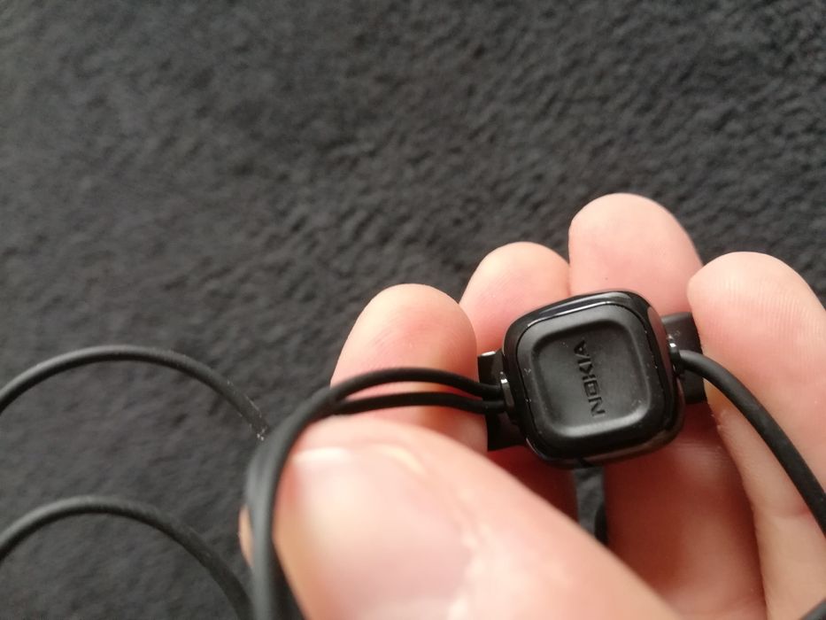 Conjunto de cabos e auriculares Nokia