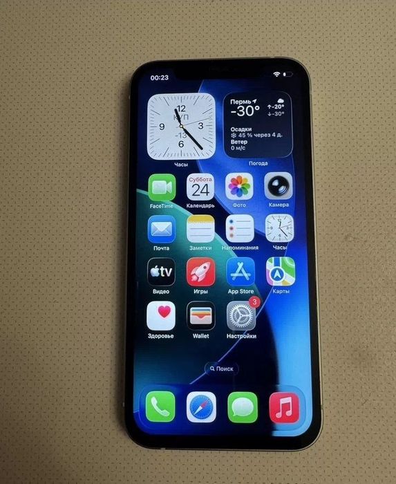 Продам айфон 12 в хорошем состоянии