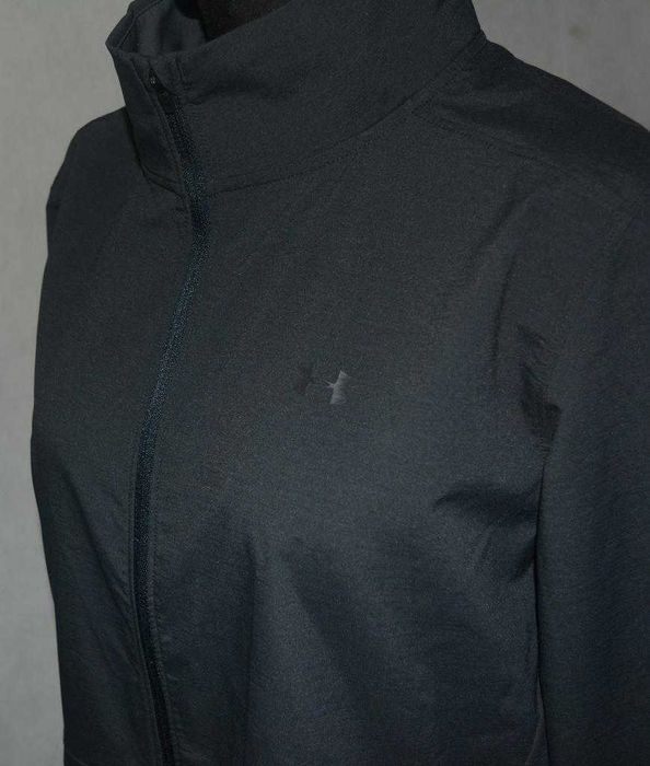 Sportowa kurtka wiatrówka Under Armour L