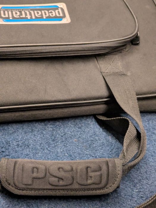 Pedaltrain Junior Soft Case com Strap