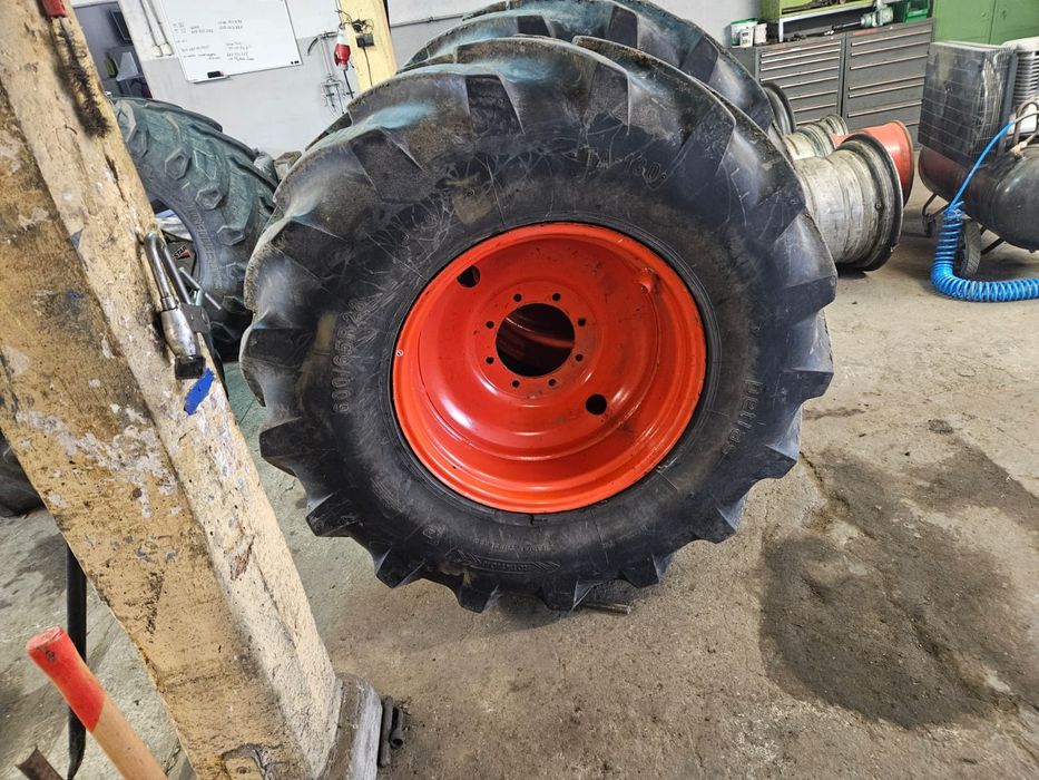 Opony rolnicze 600/65R28 Petlas