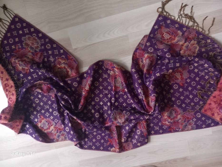 Louis vuitton duzy ciepły szalik damski