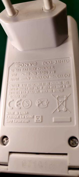 Carregador pilhas Sony Ni-Mh BCG-34HTD