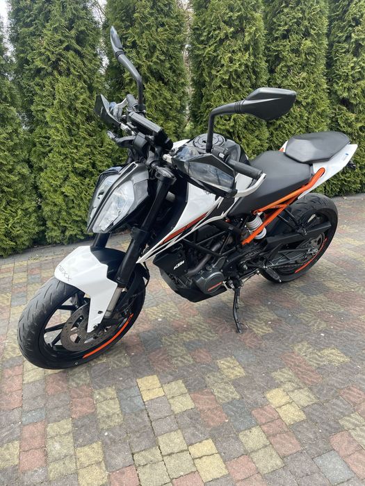 KTM.. .DUKE .125