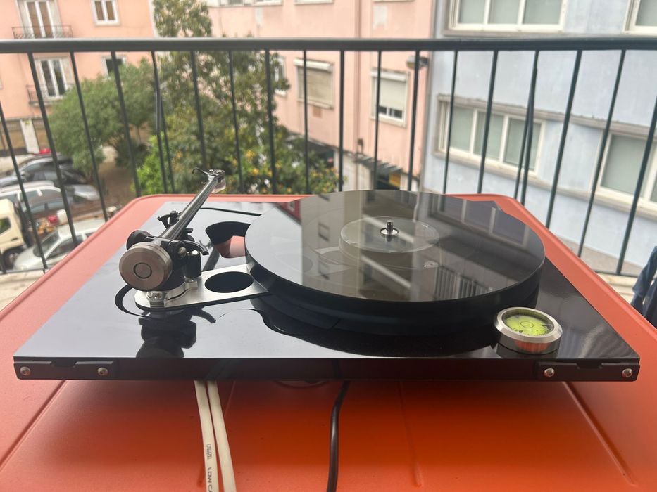 Rega RP8 + agulha “DYNAVECTOR XX-2 MKII” + TT-PSU +Caixa acrilico REGA