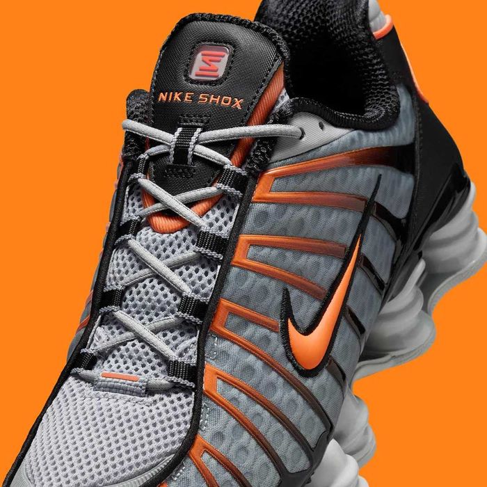 Оригінал! Кросівки Nike Shox TL AV3595-011 US 9 US 9.5