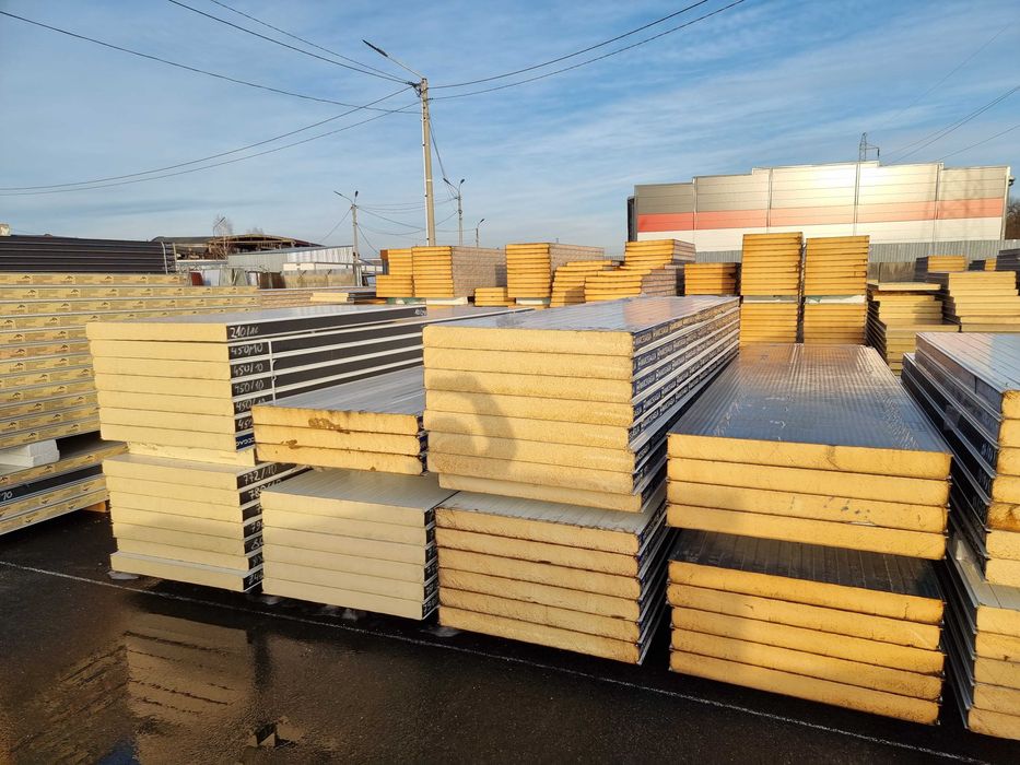 Płyta warstwowa ścienna i dachowa Płyty warstwowe Płyta Obornicka