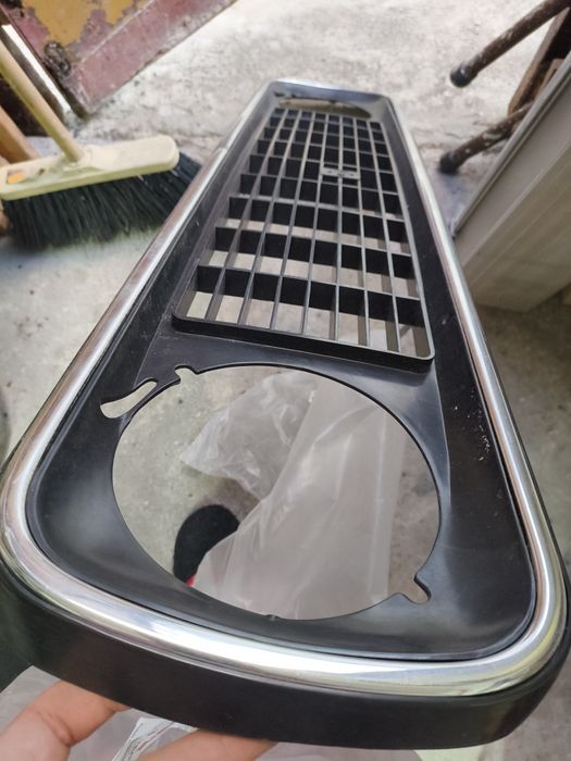 Grelha nova para Renault 4L