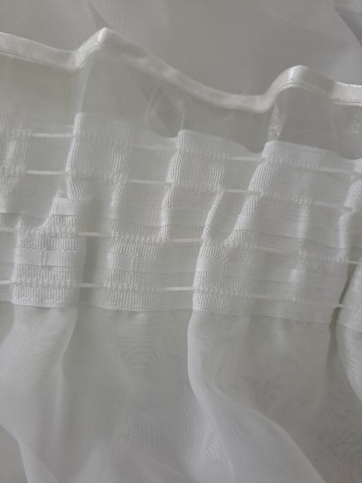 Тюль, дуже гарна 3м ширина 1.50висота,