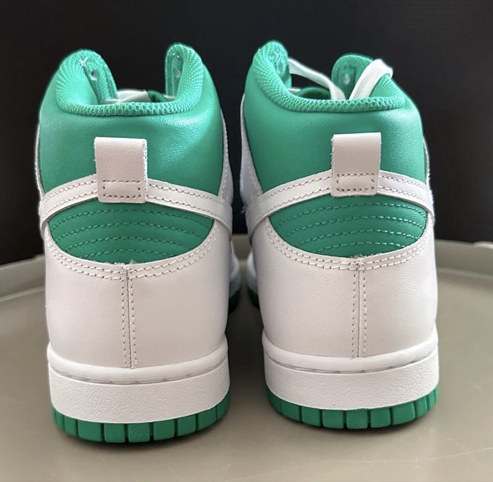 Nike Dunk High Retro