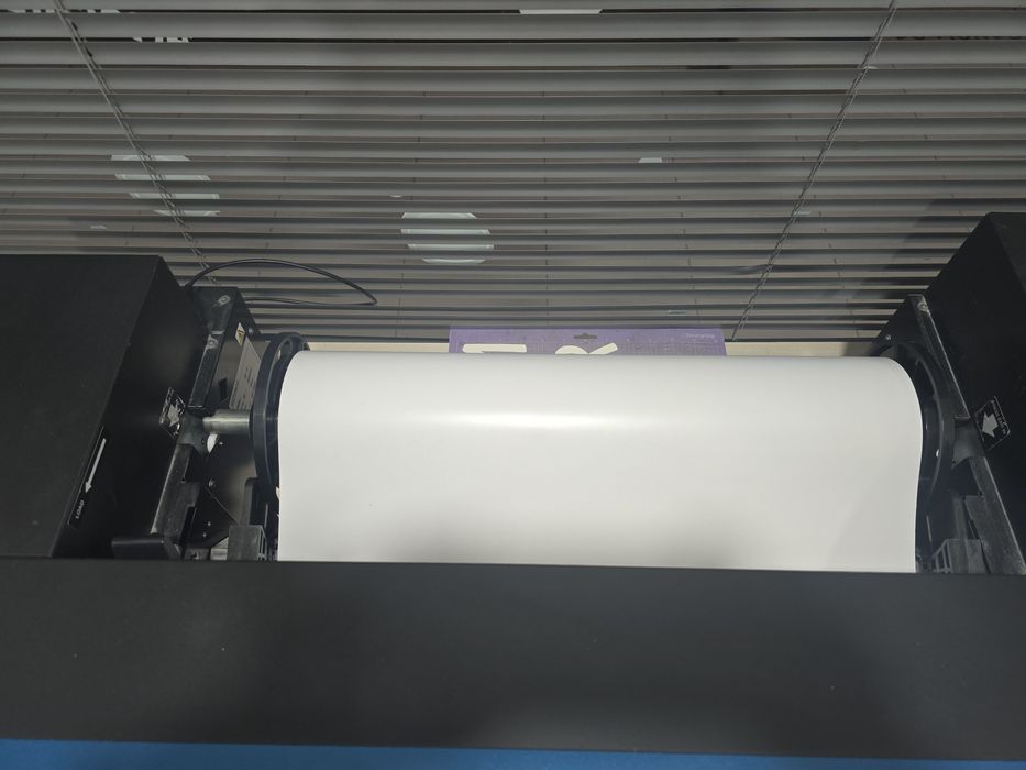 Roland VersaSTUDIO BN-20 – Impressora e Plotter de Corte Usada