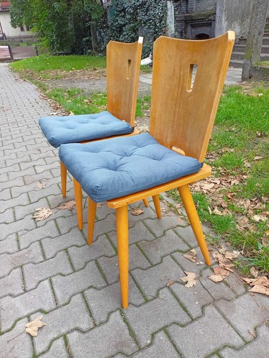 Krzesła Medaliony Tapicerowane kpl. 2 Stylowe Krzesła Drewniane