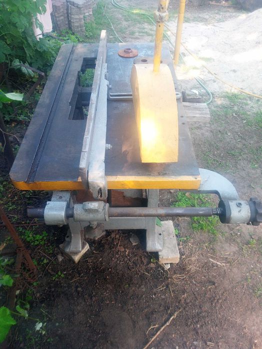 Циркулярка чугунна