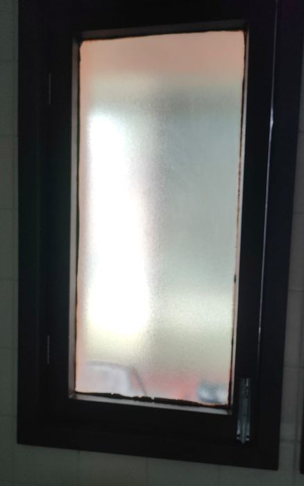 Vidro de janela de madeira