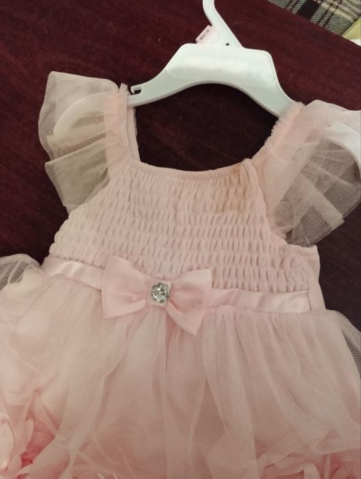 Святкова сукня для дівчинки