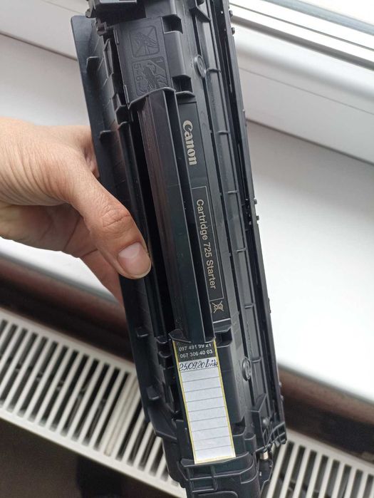 Продам Лазерний картридж Canon 725 б/у