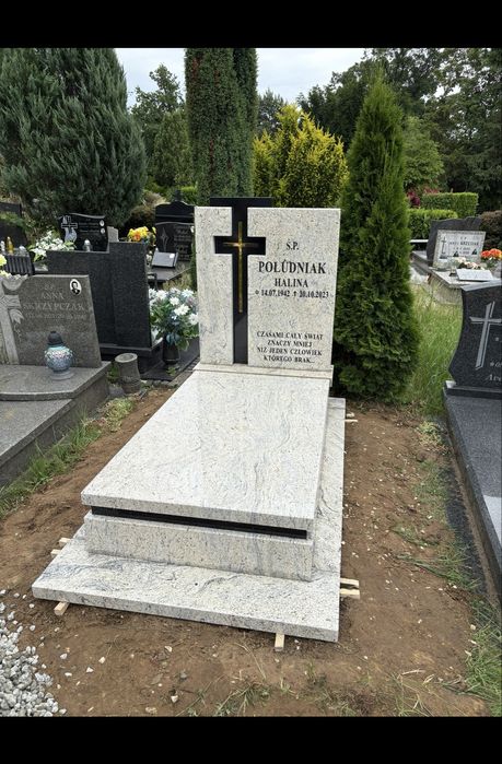 Nagrobek granitowy IVORY FANTASY