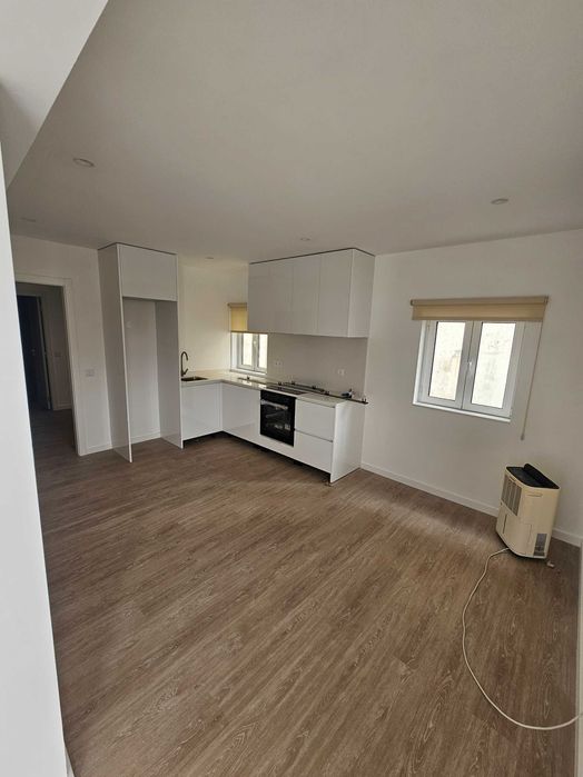 ** Investidores ** Conjunto de 2 Apartamentos T1 + T1 - Leiria