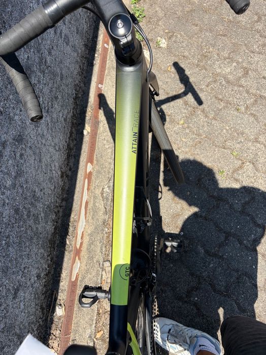 bicicleta de estrada Cube Attain Race C62