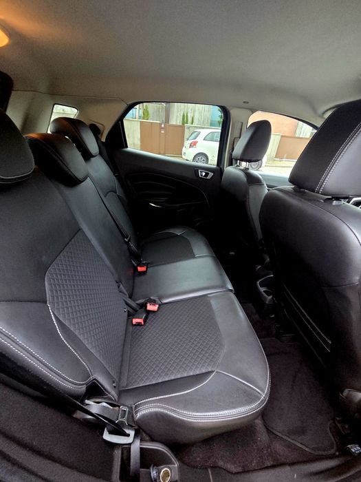 Ford EcoSport Titaniun