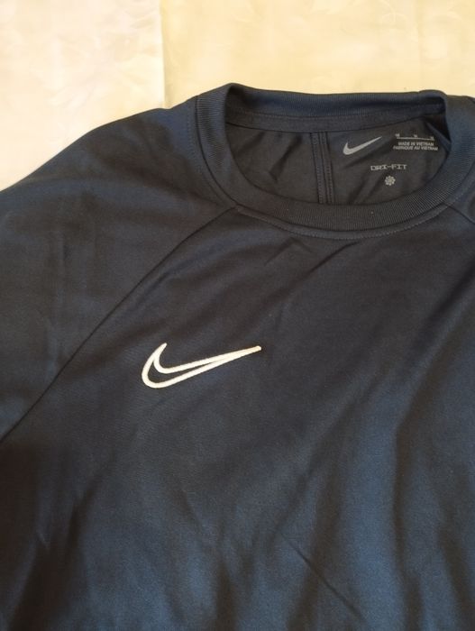 футболка чоловіча Nike Dri-FIT розмір m