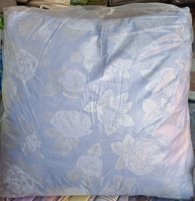 Подушка Пух-Перо 50х70 та 70х70см. Пух 50%; Перо 50%.