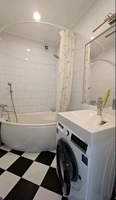 Здається 2х км в самому центрі!!!