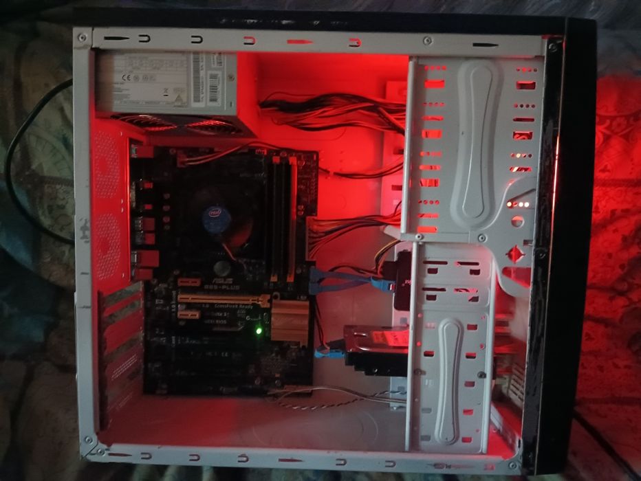 MSI Classic Edition | i7 4790 / 16GB DDR3 / HDD 500GB / SSD 256GB