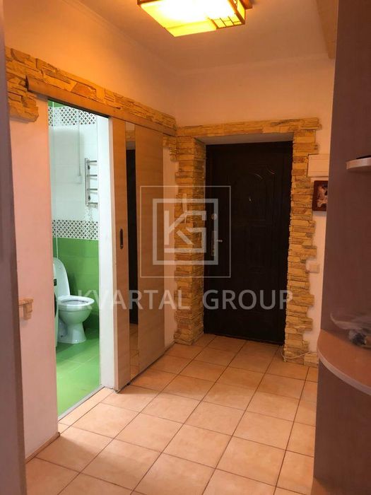 Затишна квартира біля парку та школи 42.5м2