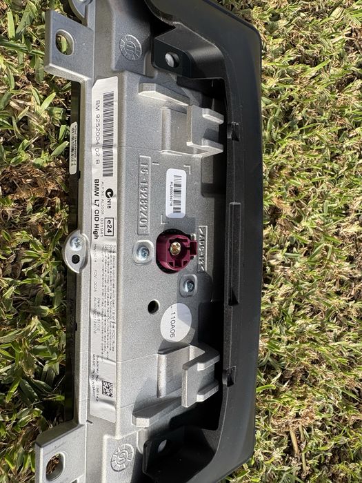Ecrãs NBT BMW F30 / F31 / F32 / F33 / F36 ( Série 3 e Série 4 ) Referências disponiveis nas fotos do anuncio
