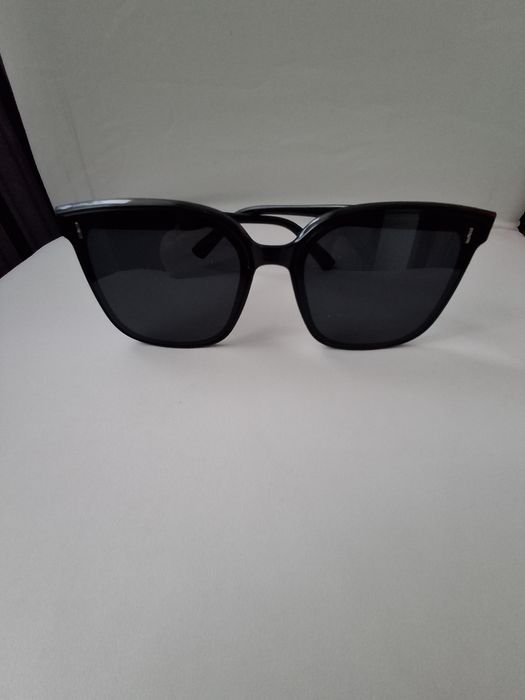 Nowe okulary przeciwsłoneczne damskie
