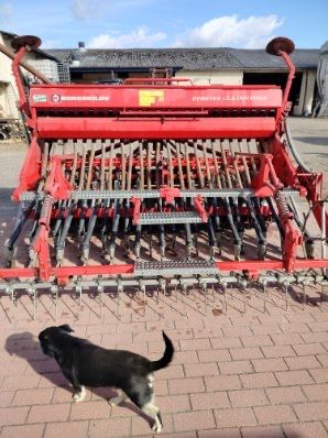 Agregat uprawowo siewny  nadbudowany KONGSKILDE 3metrowy