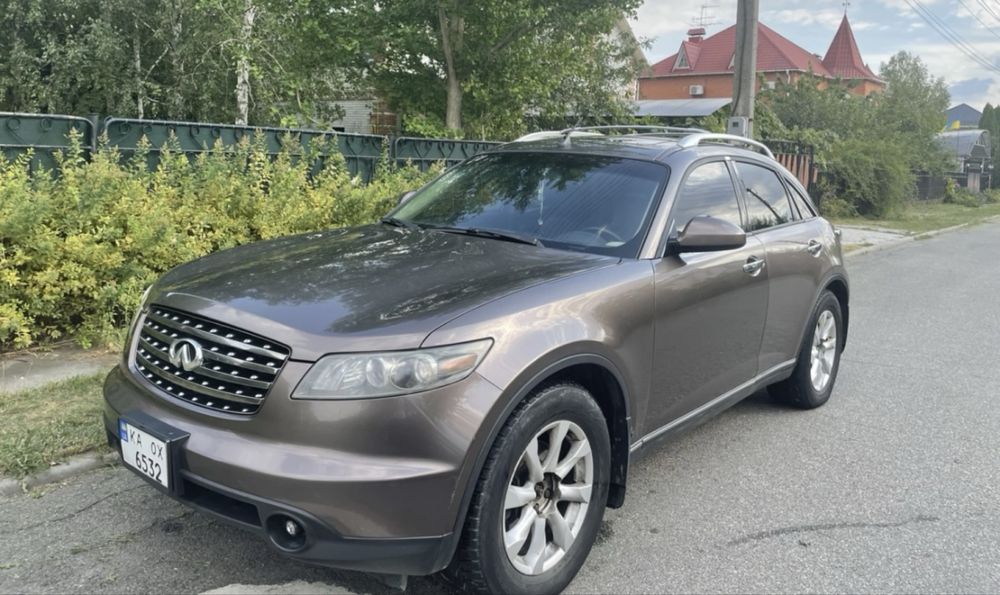 Infiniti FX35 2005
